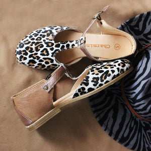 Bella Leopard T Bar Sandaal